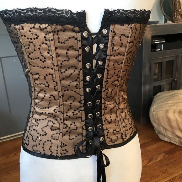 Corset top - Picture 5 of 6